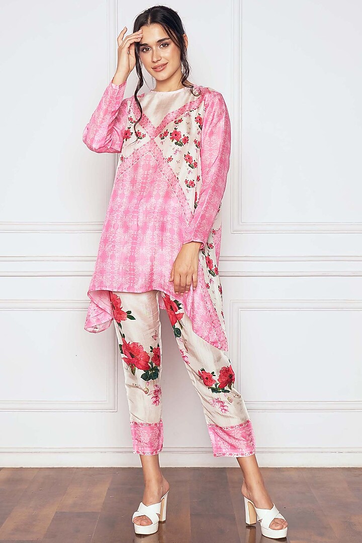 Pink Dupion Silk Floral Printed Tunic Set by Sakshi Girri at Pernia's Pop Up Shop