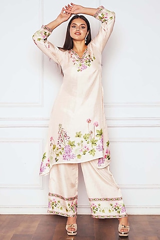 Ivory Dupion Silk Floral Printed Kurta Set by Sakshi Girri