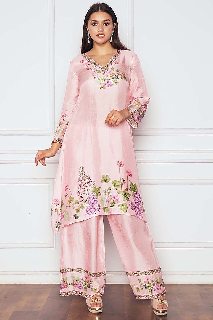 Blush Pink Dupion Silk Floral Printed Kurta Set by Sakshi Girri