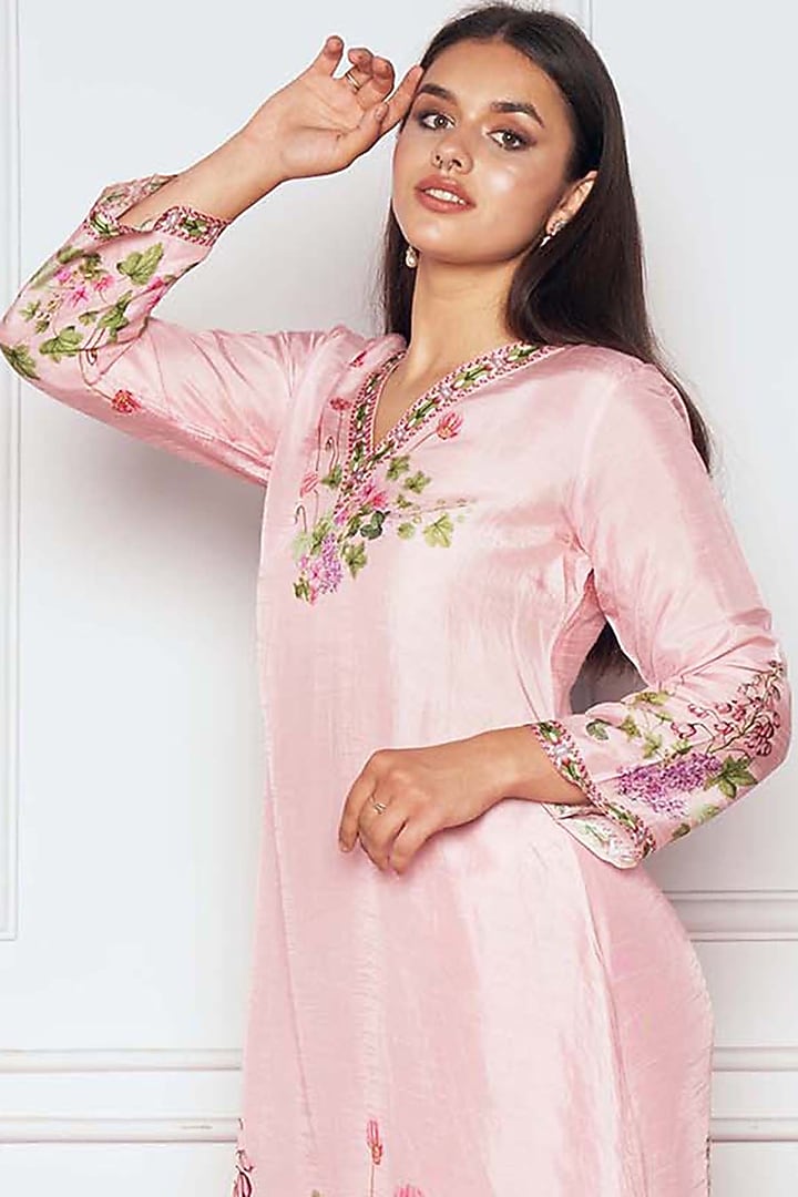 Blush Pink Dupion Silk Floral Printed Kurta Set by Sakshi Girri at Pernia's Pop Up Shop