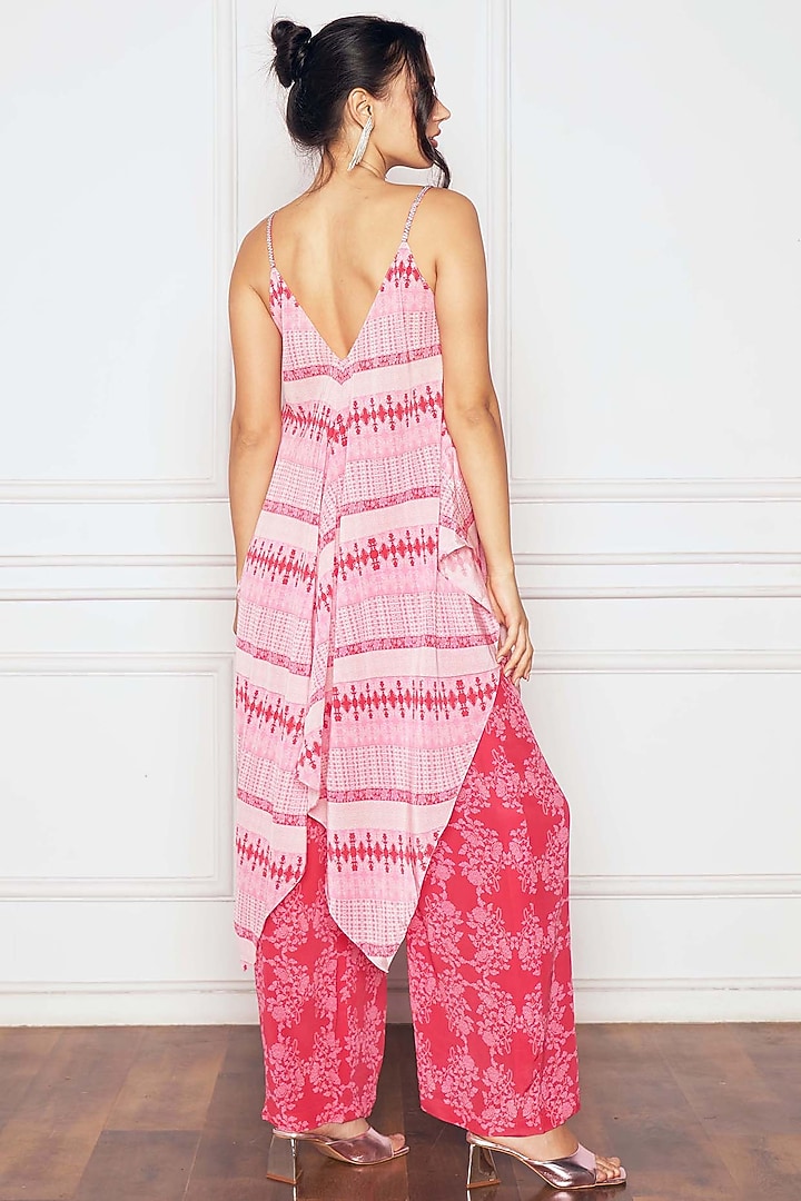 Hot Pink Crepe Printed Tunic Set by Sakshi Girri at Pernia's Pop Up Shop