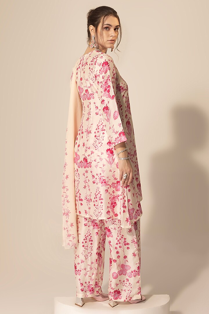 Ivory & Pink Viscose Organza Botanical Printed Kurta Set by Sakshi Girri at Pernia's Pop Up Shop