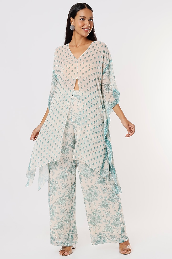Green Floral Printed Kaftan by Sakshi Girri at Pernia's Pop Up Shop
