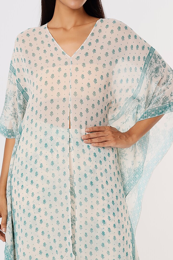 Green Floral Printed Kaftan by Sakshi Girri at Pernia's Pop Up Shop