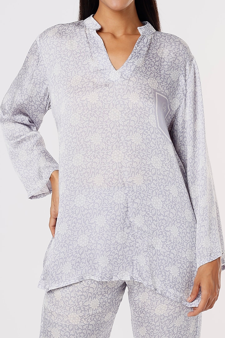 Lavender Digital Printed Pant Set by Sakshi Girri at Pernia's Pop Up Shop
