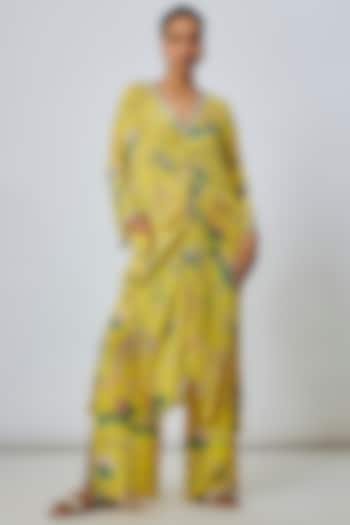 Yellow Crepe Botanical Printed Kaftan Set by Sakshi Girri at Pernia's Pop Up Shop