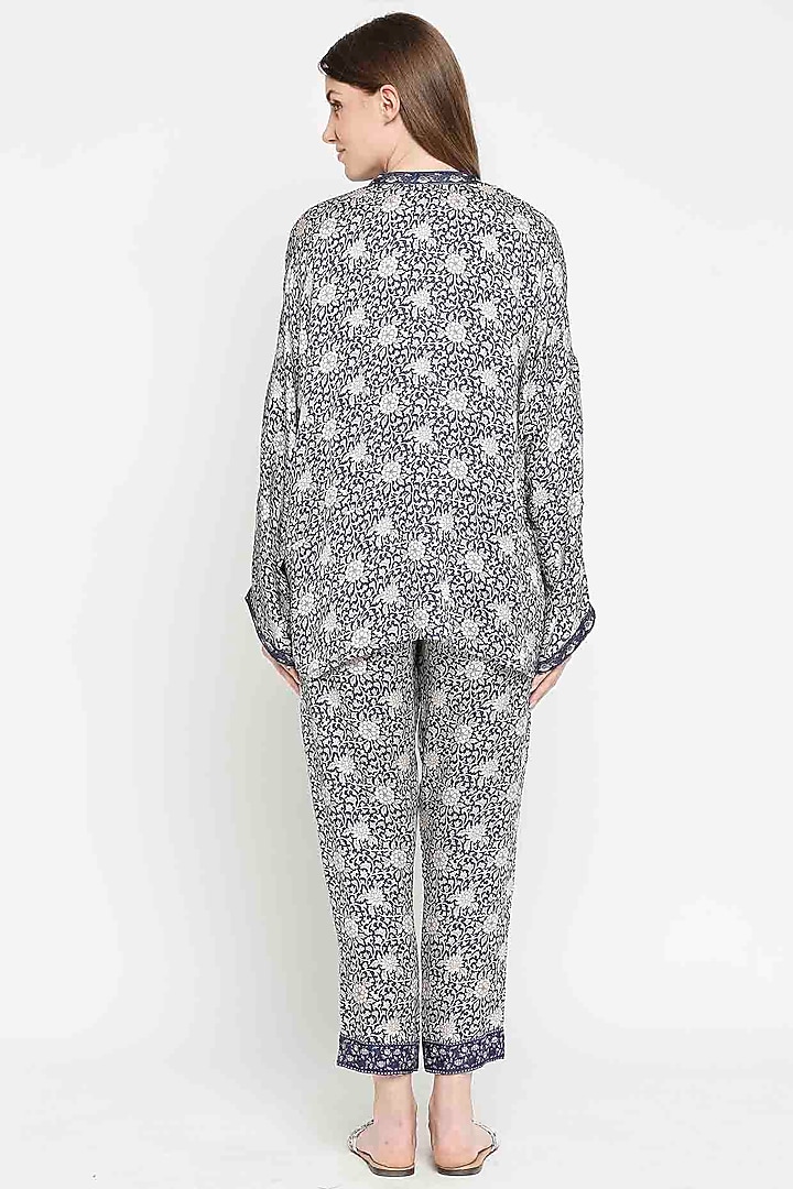 Navy Blue Floral Printed Co-ord Set by Sakshi Girri at Pernia's Pop Up Shop