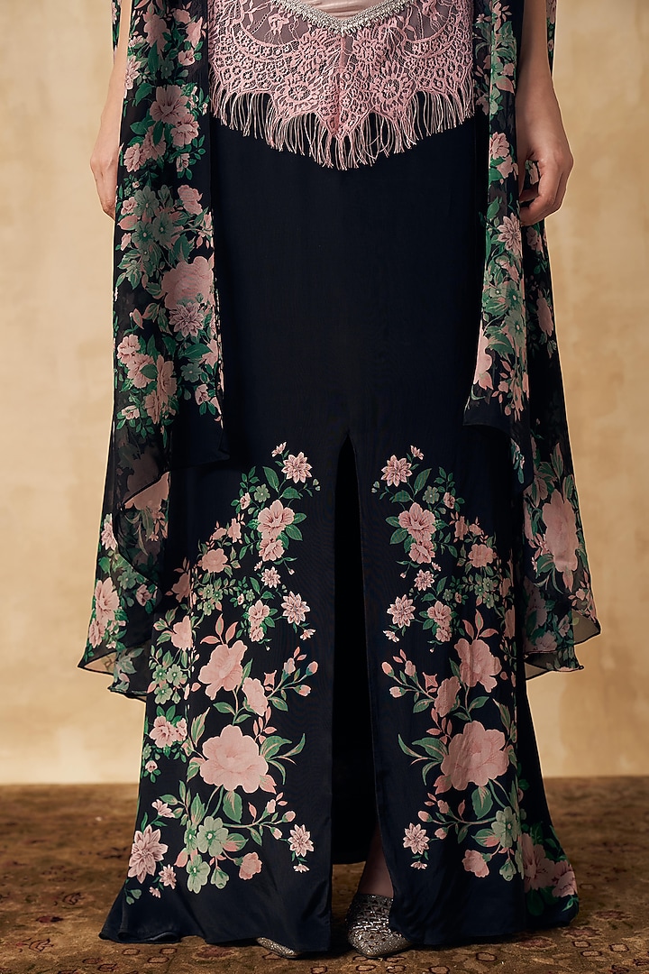 Black Crepe & Satin Lycra Floral Printed Fish-Tail Skirt Set by Sakshi Girri at Pernia's Pop Up Shop