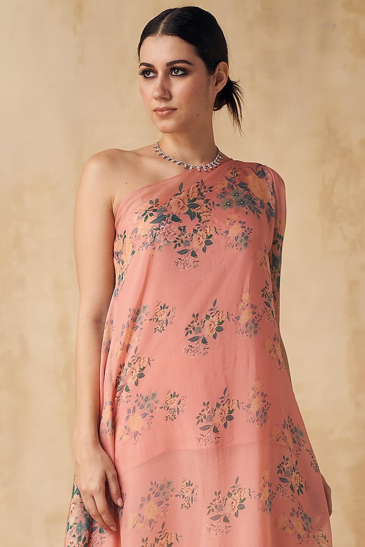 Peach Printed One-Shoulder Tunic Set by Sakshi Girri at Pernia's Pop Up Shop