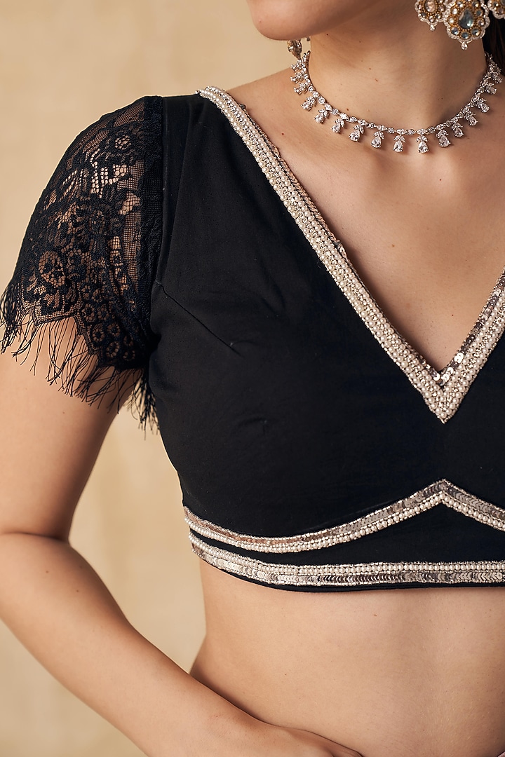 Black Organza Floral Printed Pre-Stitched Wedding Saree Set by Sakshi Girri at Pernia's Pop Up Shop