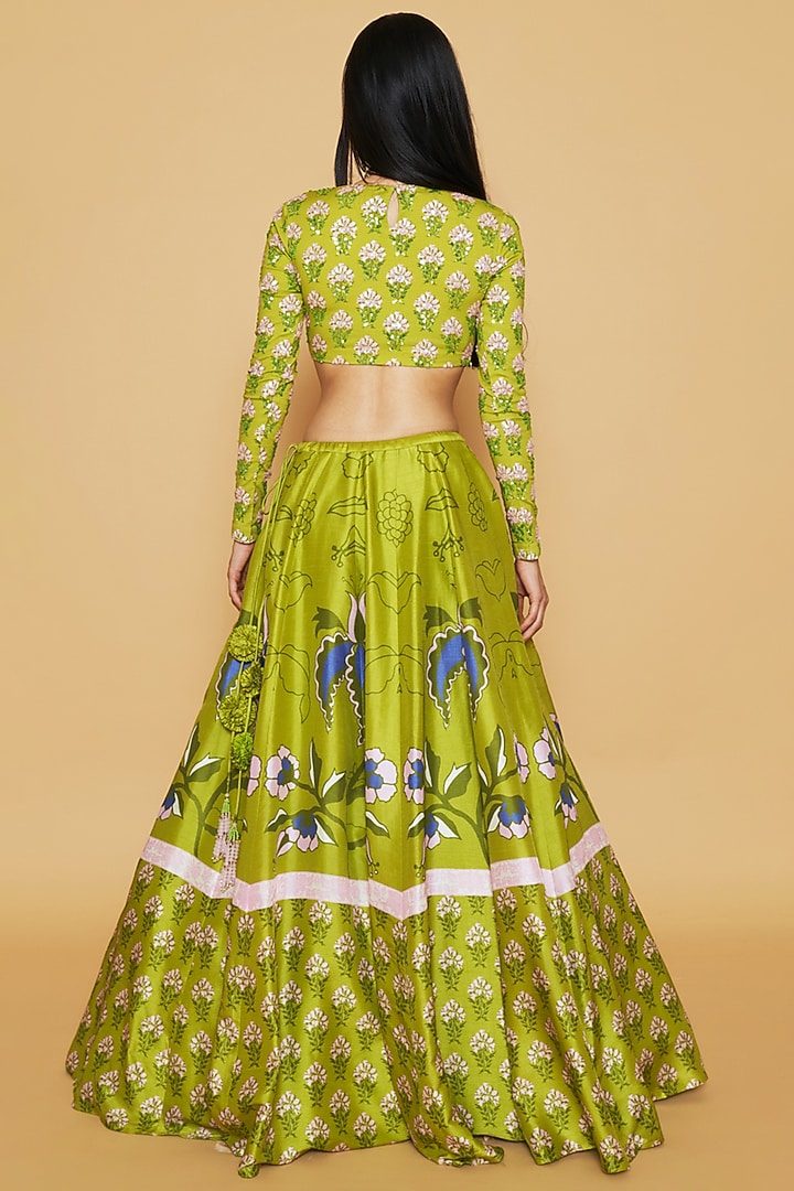 Green Cotton Lycra Floral Printed Flared Wedding Lehenga Set by Sakshi Girri at Pernia's Pop Up Shop