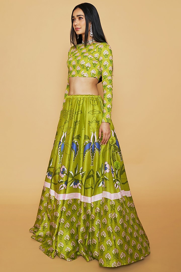 Green Cotton Lycra Floral Printed Flared Wedding Lehenga Set by Sakshi Girri at Pernia's Pop Up Shop