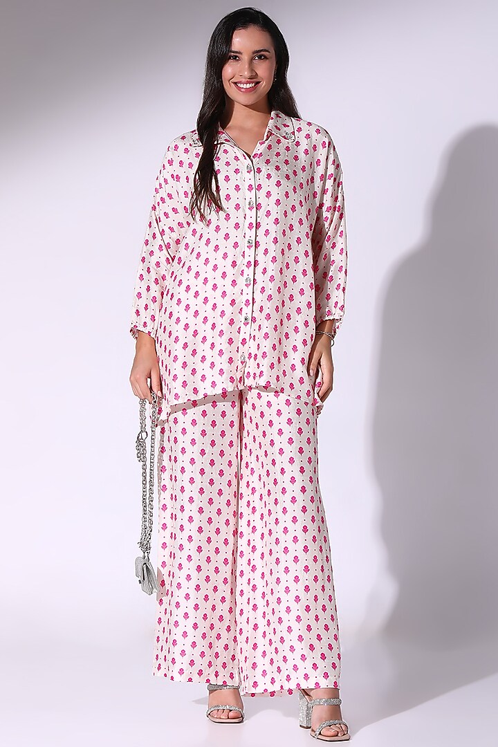 Pink Dupion Silk Embellished Co-Ord Set by Sakshi Girri at Pernia's Pop Up Shop