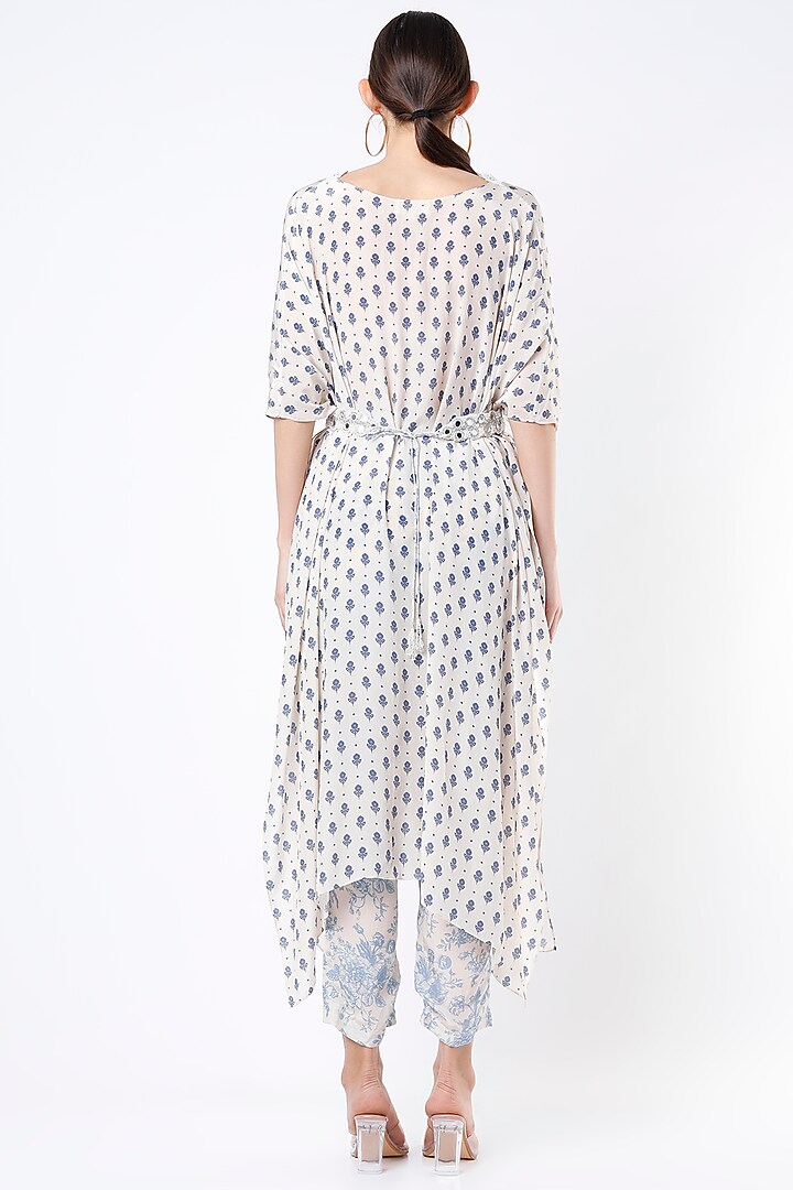 White Printed Kaftan Set by Sakshi Girri at Pernia's Pop Up Shop