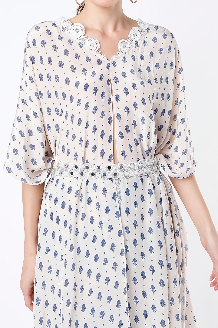 White Printed Kaftan Set by Sakshi Girri at Pernia's Pop Up Shop