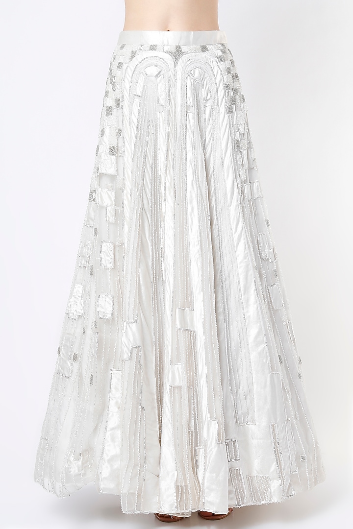 White Embellished Wedding Lehenga Set by Saloni Jain at Pernia's Pop Up Shop