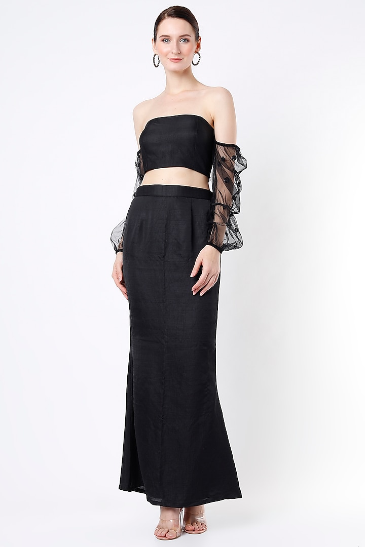 Black Fish Skirt Set by Saloni Jain