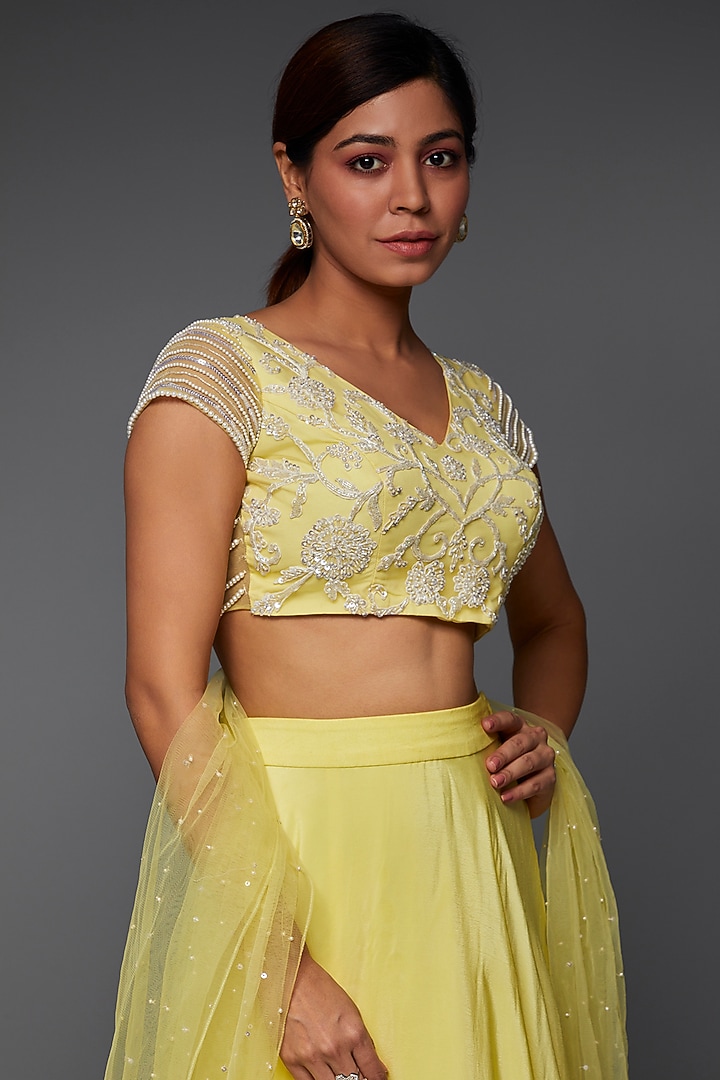Lemon Yellow Russian Silk Flown Wedding Lehenga Set by Saloni Jain at Pernia's Pop Up Shop
