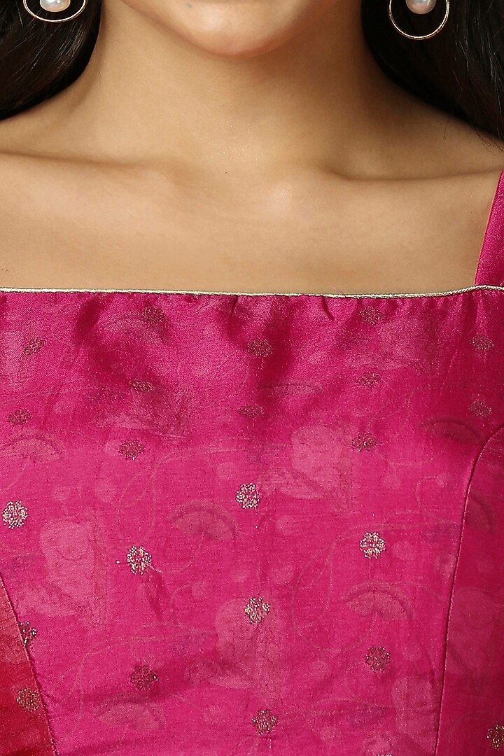 Mustard Silk Blend Floral Printed Festive Saree Set by Salwar Studio at Pernia's Pop Up Shop