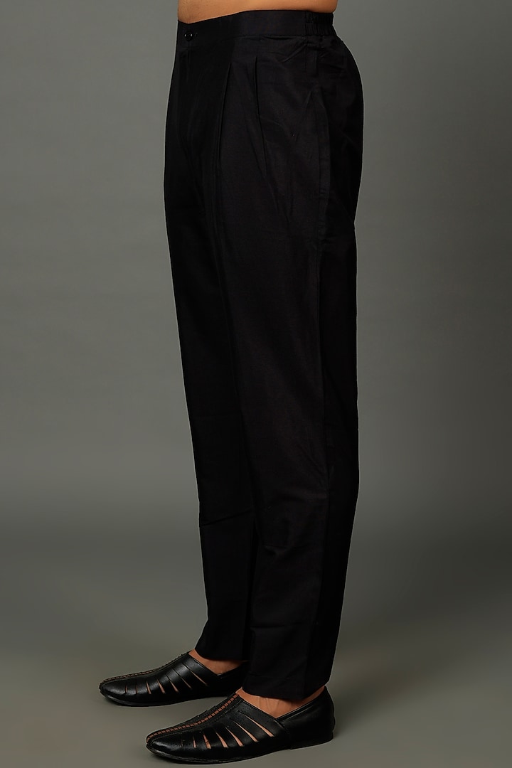 Night Black Embroidered Kurta Set by SALVE at Pernia's Pop Up Shop