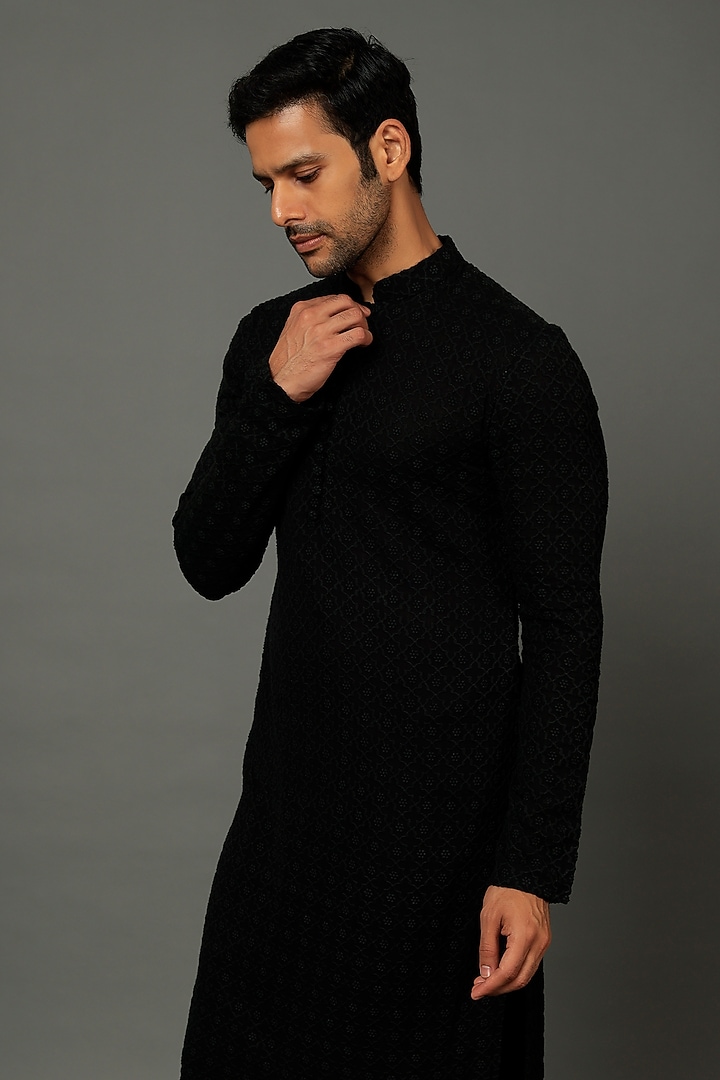 Night Black Embroidered Kurta Set by SALVE at Pernia's Pop Up Shop