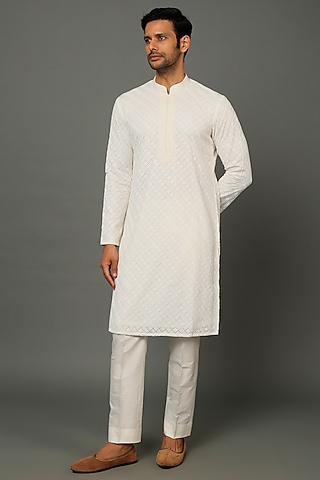 Ivory Georgette Chikankari Embroidered Kurta Set by SALVE