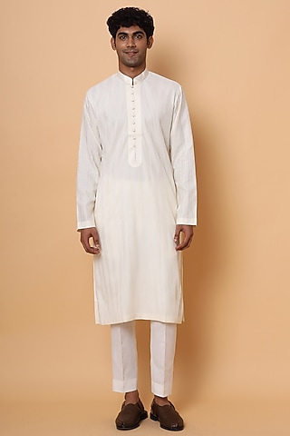White Cotton Silk Embroidered Kurta Set by SALVE