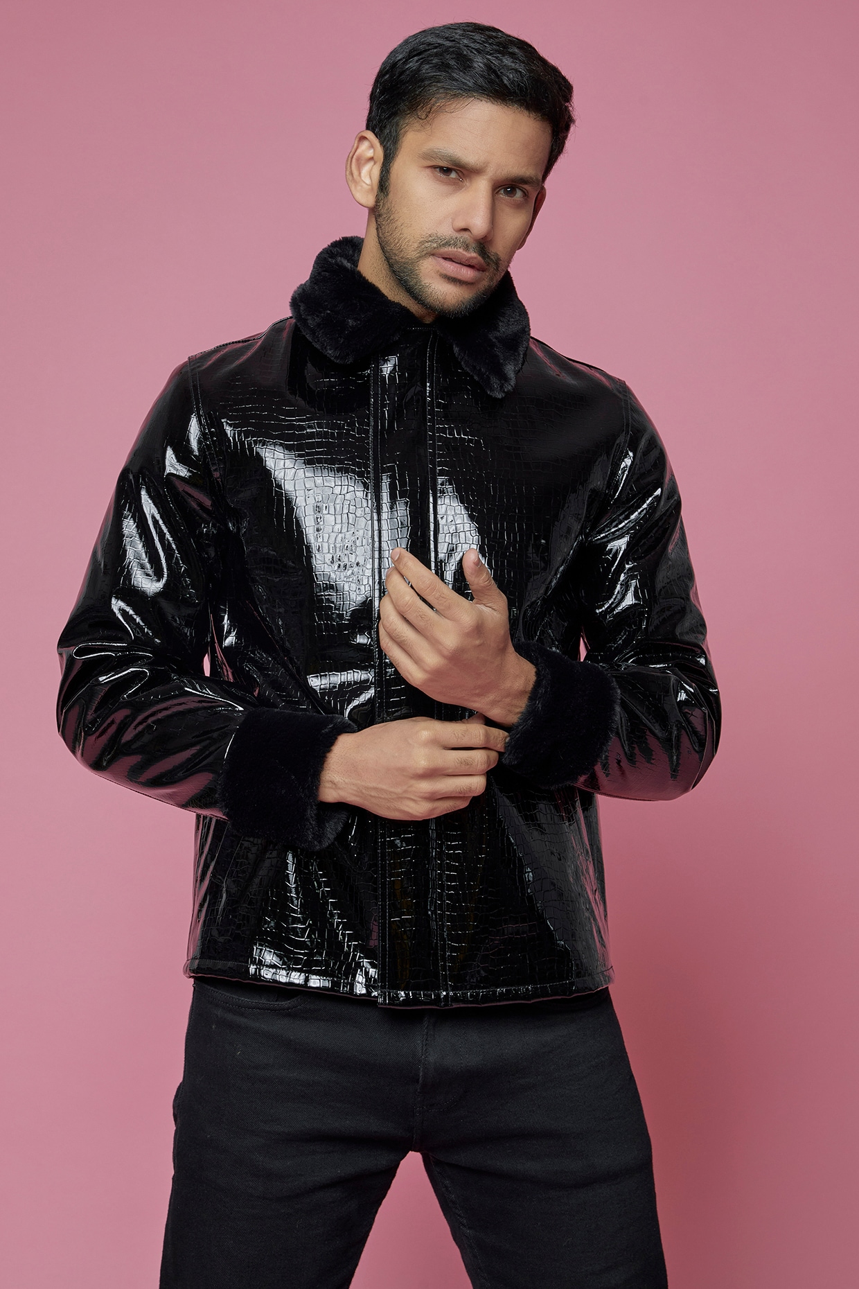 MANTRA Jacket in Patent Leather 
