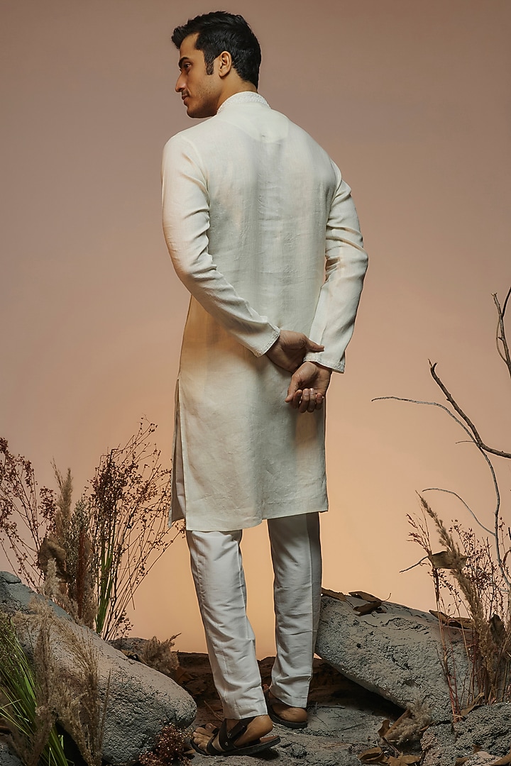 Off-White Linen Resham & Beads Embroidered Handcrafted Kurta by SAMMOHAN at Pernia's Pop Up Shop