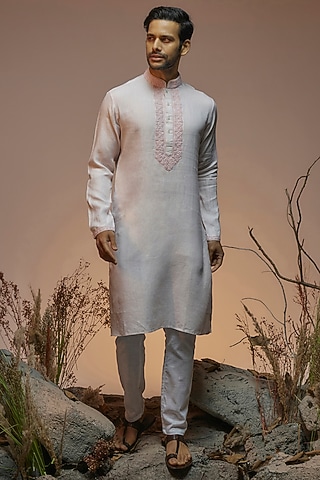 Baby Pink Linen Resham & Beads Embroidered Handcrafted Kurta by SAMMOHAN