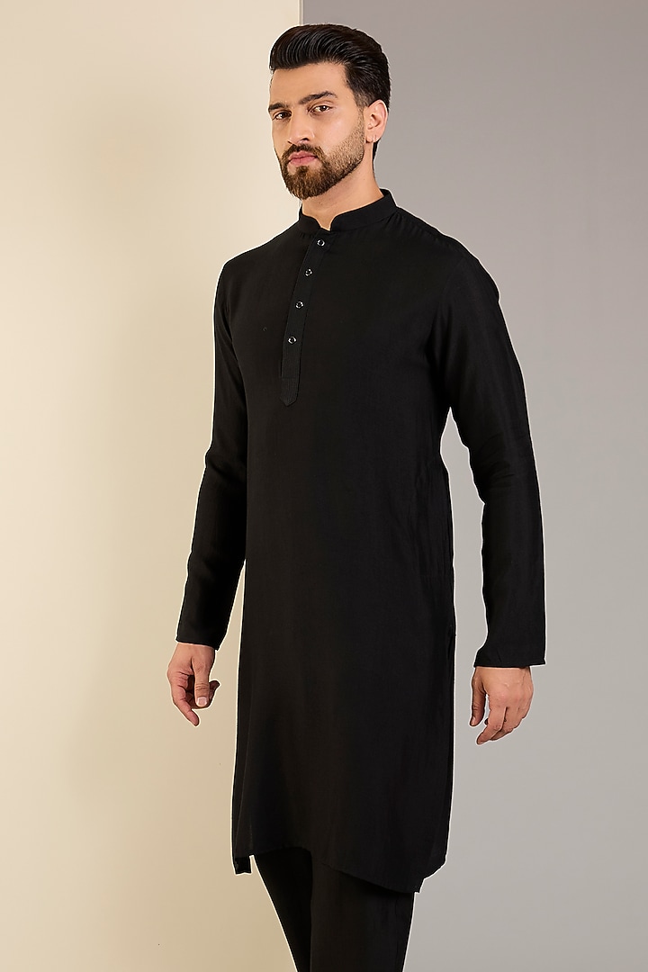 Black Cotton Kurta by SAMMOHAN at Pernia's Pop Up Shop