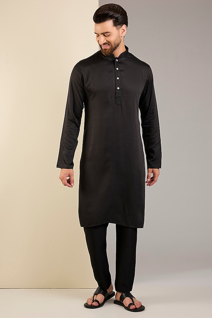 Black Cotton Kurta by SAMMOHAN at Pernia's Pop Up Shop