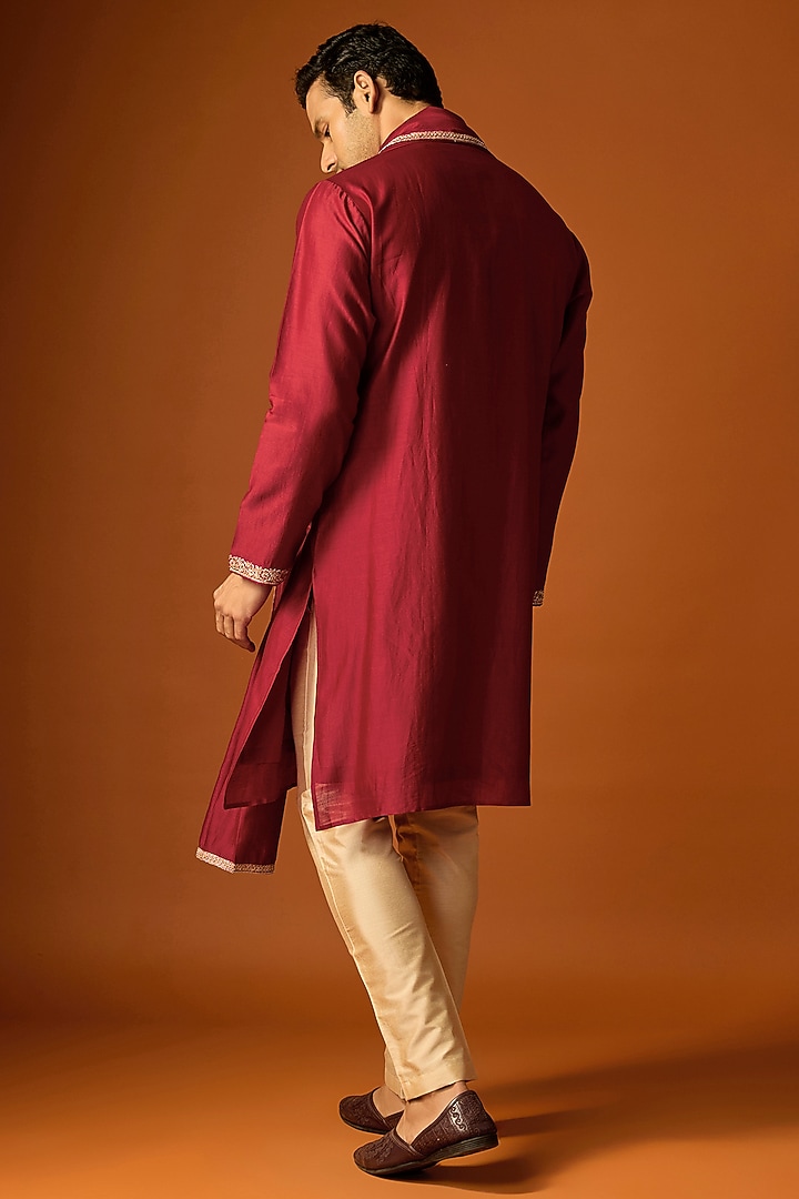 Red Silk Embroidered Kurta Set by SAMMOHAN at Pernia's Pop Up Shop
