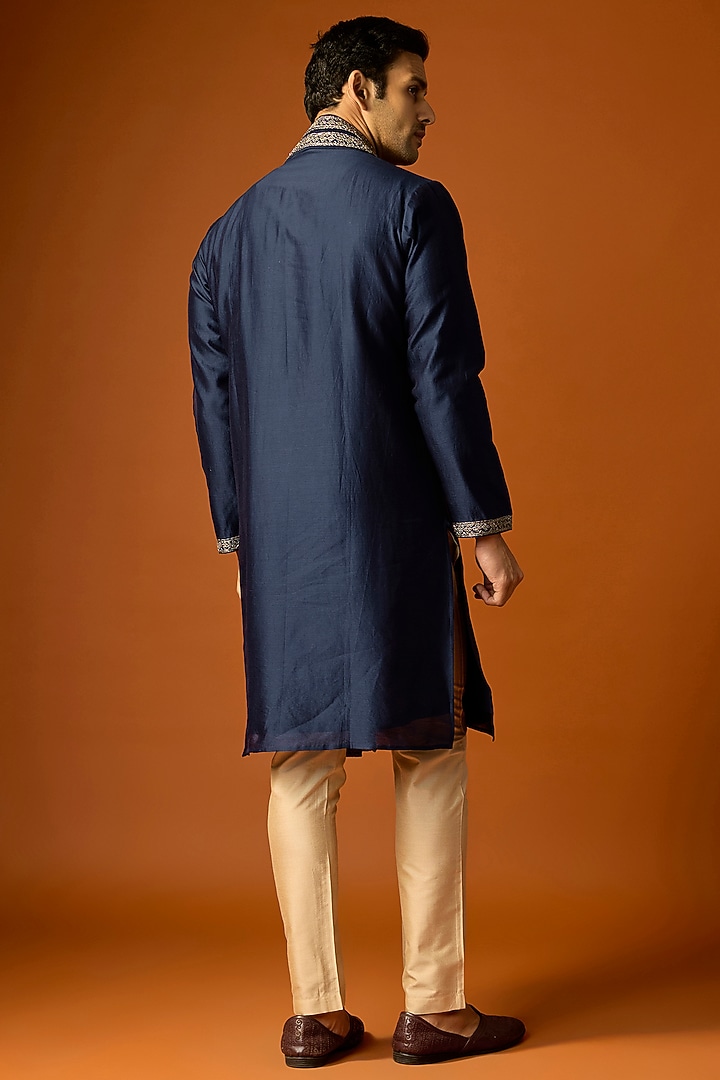 Navy Blue Silk Embroidered Kurta Set by SAMMOHAN at Pernia's Pop Up Shop