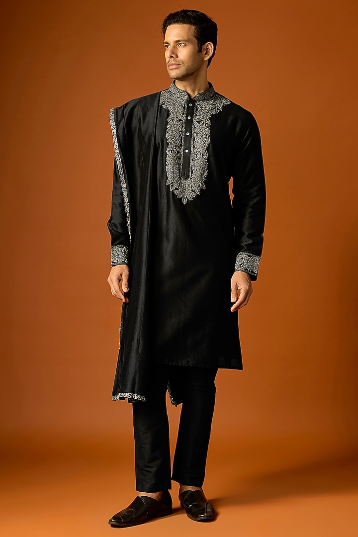 Black Silk Embroidered Kurta Set by SAMMOHAN at Pernia's Pop Up Shop