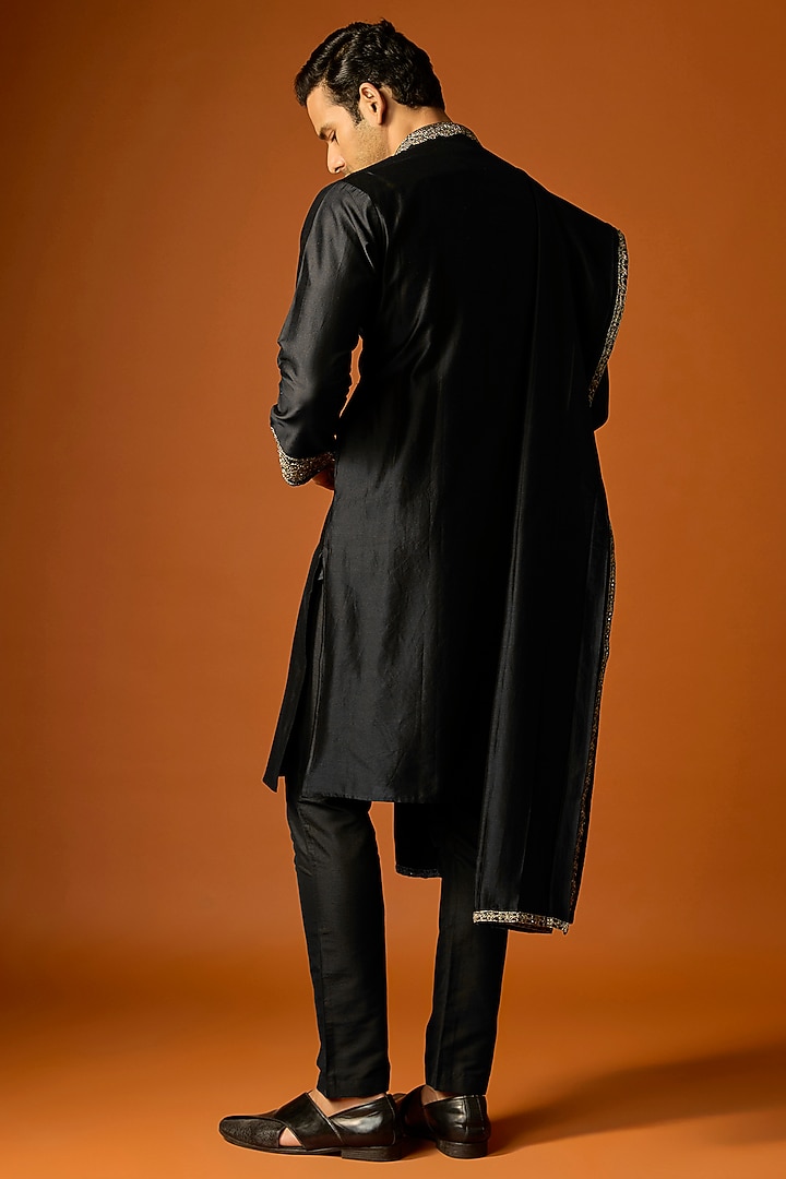 Black Silk Embroidered Kurta Set by SAMMOHAN at Pernia's Pop Up Shop