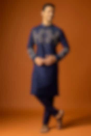 Navy Blue Silk Embroidered Kurta Set by SAMMOHAN at Pernia's Pop Up Shop