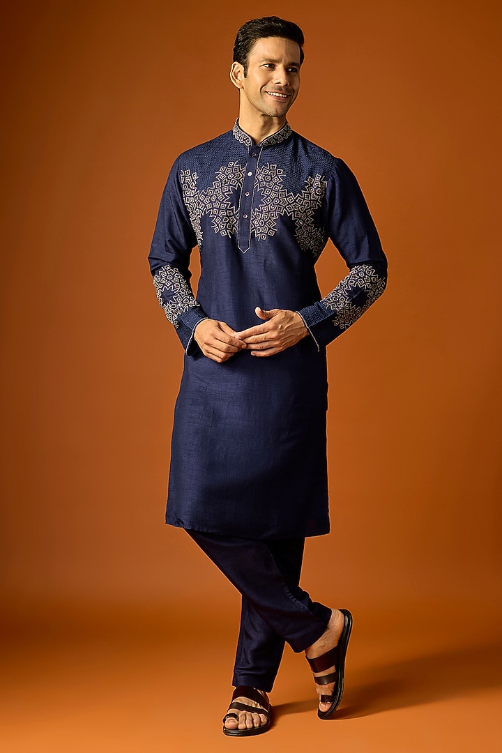 Navy Blue Silk Embroidered Kurta Set by SAMMOHAN at Pernia's Pop Up Shop