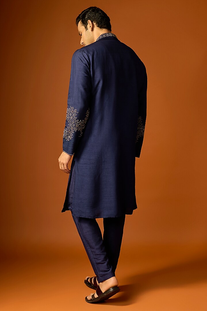 Navy Blue Silk Embroidered Kurta Set by SAMMOHAN at Pernia's Pop Up Shop