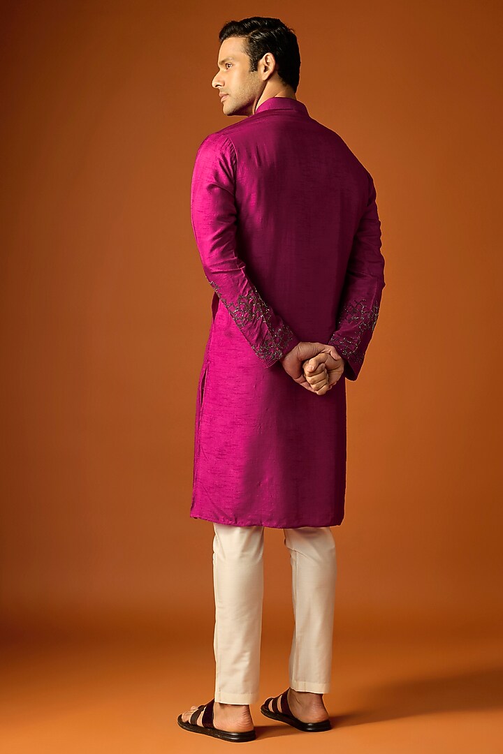 Pink Silk Embroidered Kurta Set by SAMMOHAN at Pernia's Pop Up Shop