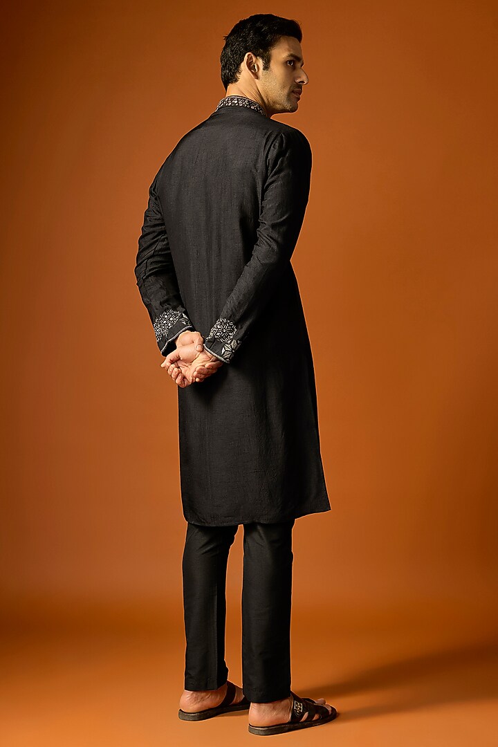 Black Silk Embroidered Kurta Set by SAMMOHAN at Pernia's Pop Up Shop