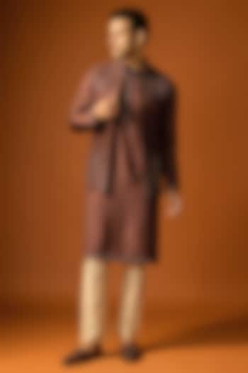 Brown Silk Embroidered Bundi Jacket Set by SAMMOHAN at Pernia's Pop Up Shop