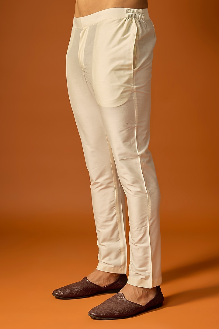 Off-White Silk Embroidered Groom Sherwani Set by SAMMOHAN at Pernia's Pop Up Shop