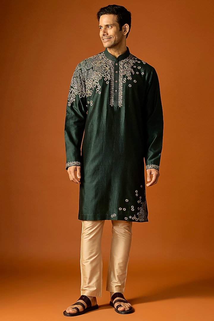 Green Silk Embroidered Kurta Set by SAMMOHAN at Pernia's Pop Up Shop