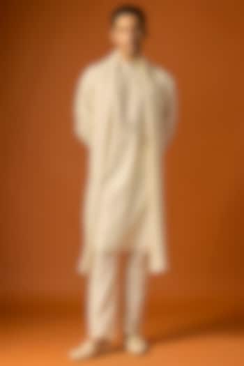 Off-White Silk Embroidered Kurta Set by SAMMOHAN at Pernia's Pop Up Shop