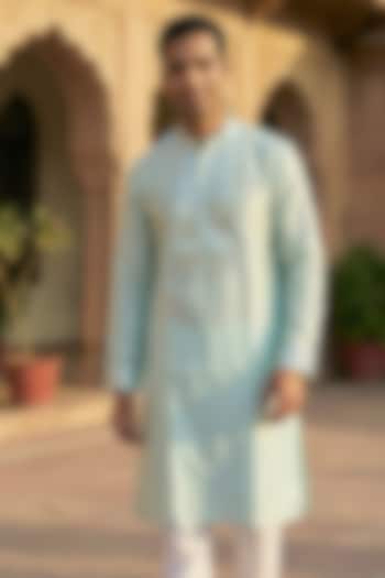 Green Chanderi Kurta by SAMMOHAN at Pernia's Pop Up Shop