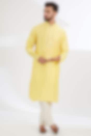 Yellow Pure Chanderi Machine Embroidered Kurta by SAMMOHAN at Pernia's Pop Up Shop