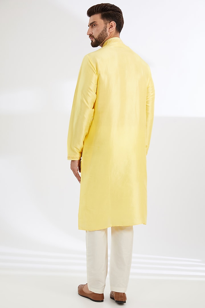 Yellow Pure Chanderi Machine Embroidered Kurta by SAMMOHAN at Pernia's Pop Up Shop