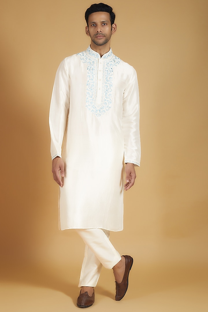 Ivory Pure Silk Kashmiri Embroidered Kurta by SAMMOHAN at Pernia's Pop Up Shop