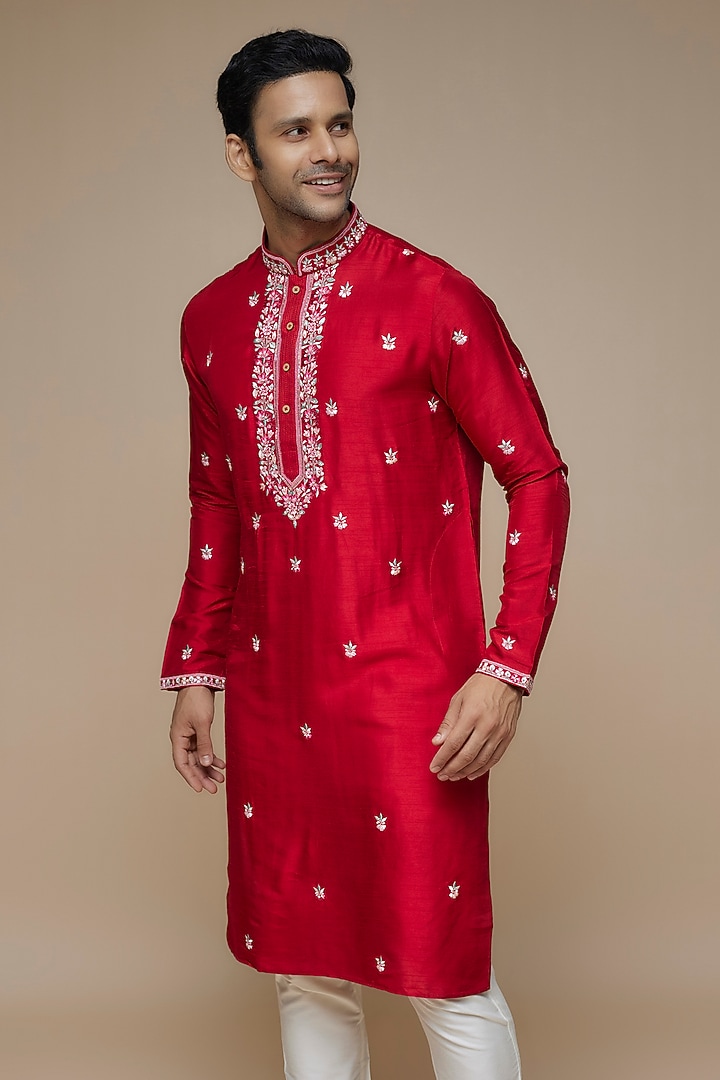 Red Tussar Hand & Machine Embroidered Handcrafted Kurta Set by SAMMOHAN at Pernia's Pop Up Shop